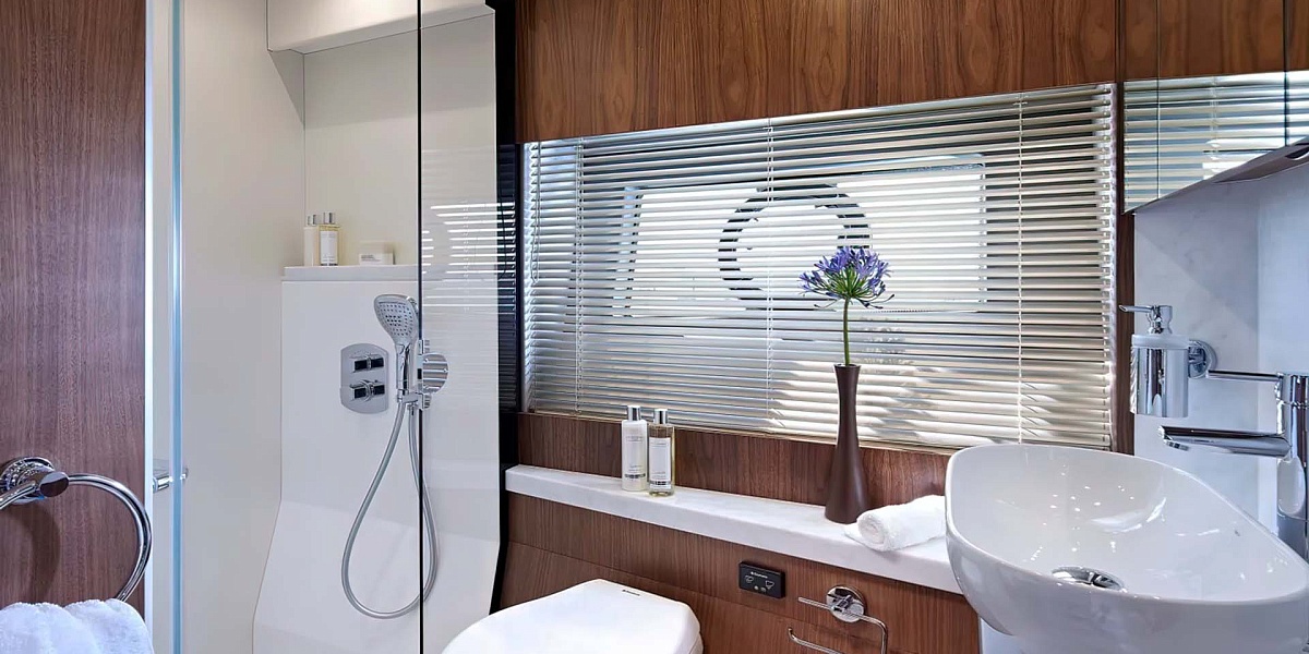 Аренда моторной яхты Sunseeker 52 на Миконосе, Греция